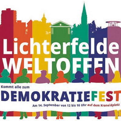Logo der Initiative "Lichterfelde Weltoffen" mit einer bunten Silhouette des Stadtbezirks und dem Schriftzug "Kommt alle zum Demokratiefest"